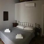 Borgo Civico 10 ゲストハウス
