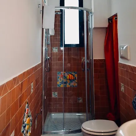 Borgo Civico 10 Πανσιόν